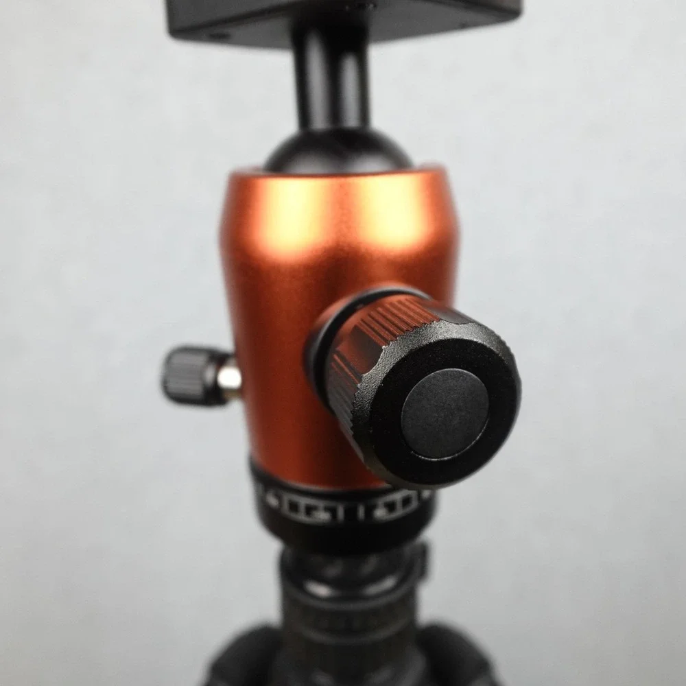 Geekoto CT25Plus Carbon Fiber Tripod w/Carrying Bag Lightweight & Adjustable